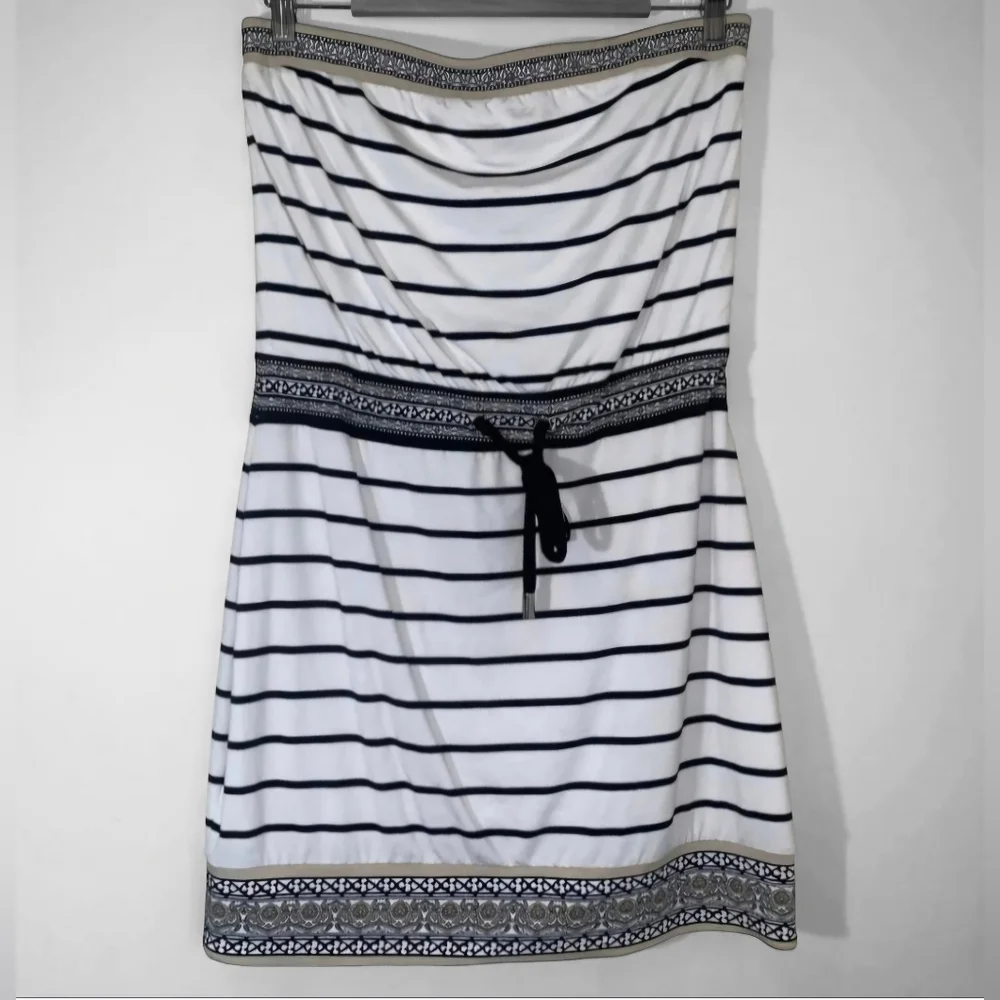 White House Black Market Bohemian Black and White Strapless Striped Dress - Picture 5 of 15